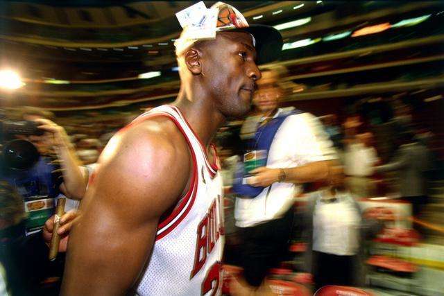 王哲林谈世界杯:上场就全力以赴 这是我的工作