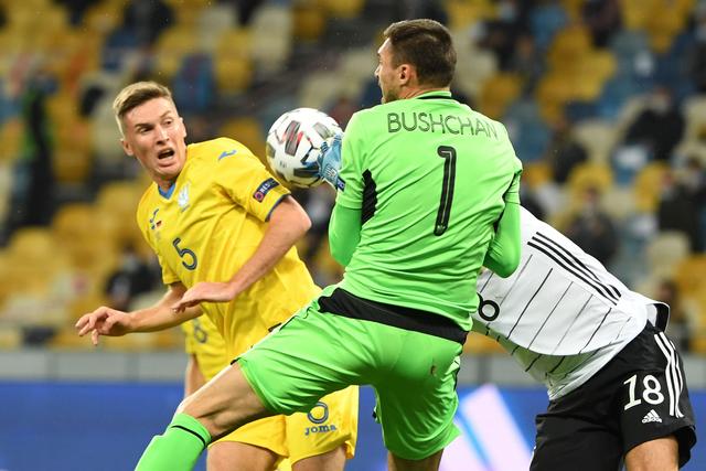 膝伤还没好！莱昂纳德将从赛季开始无限期缺阵